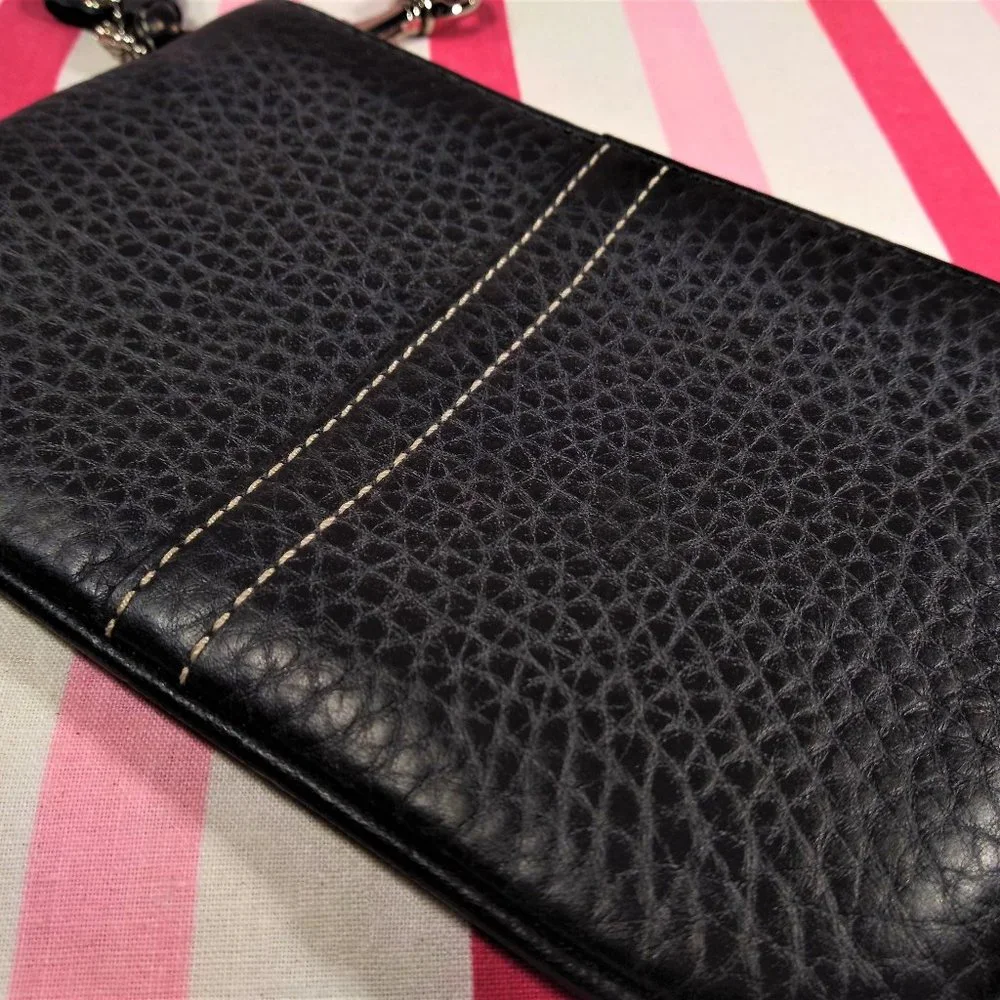 Charming Coach Black Pebble Leather Wristlet with Logo Hang Tag NEW Old Stock! - Picture 7 of 11